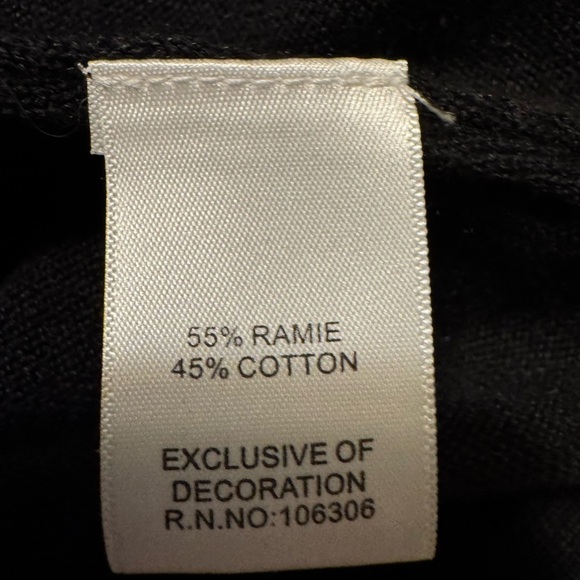 Festive Black Reindeer Sweater Size Large EUC - Picture 11 of 12